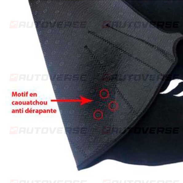 28.Tapis tableau de bord golf 7 noir 7