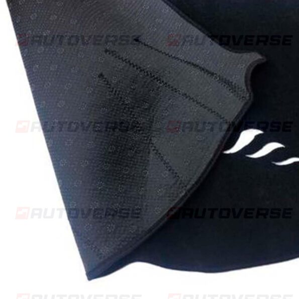 28.Tapis tableau de bord golf 7 noir 8